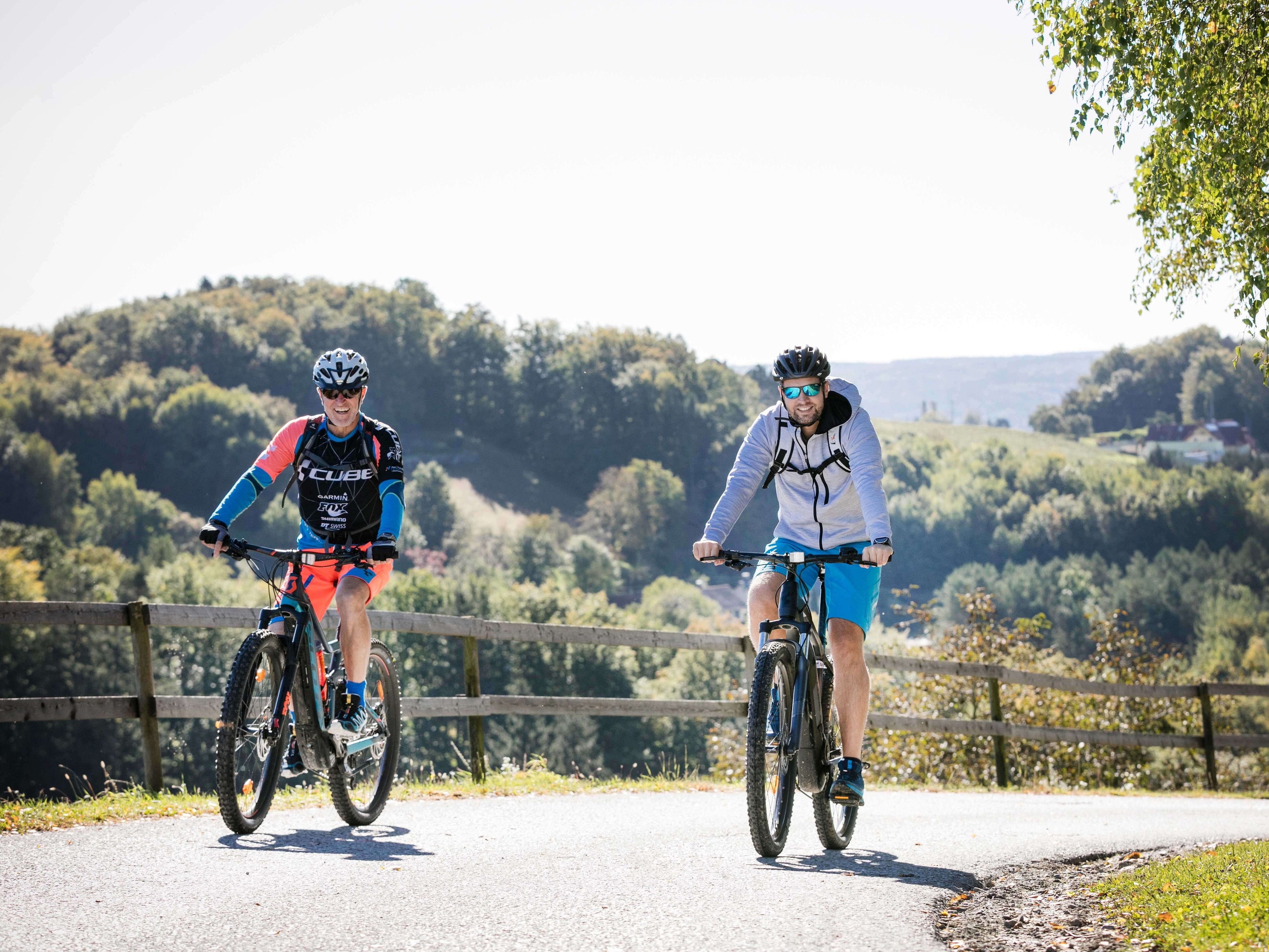 Cycling in the region around Bad Loipersdorf.