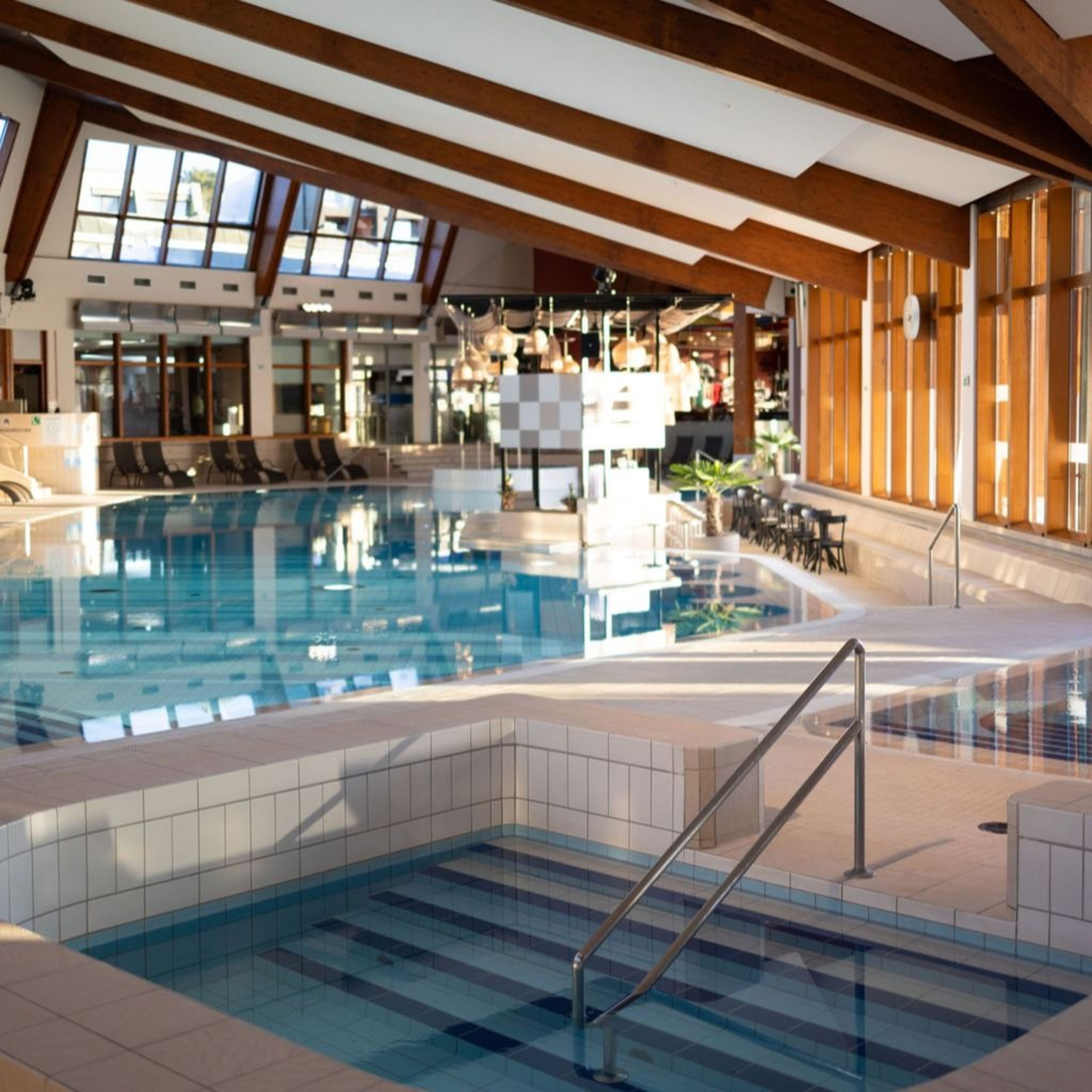Thermal baths from the inside.