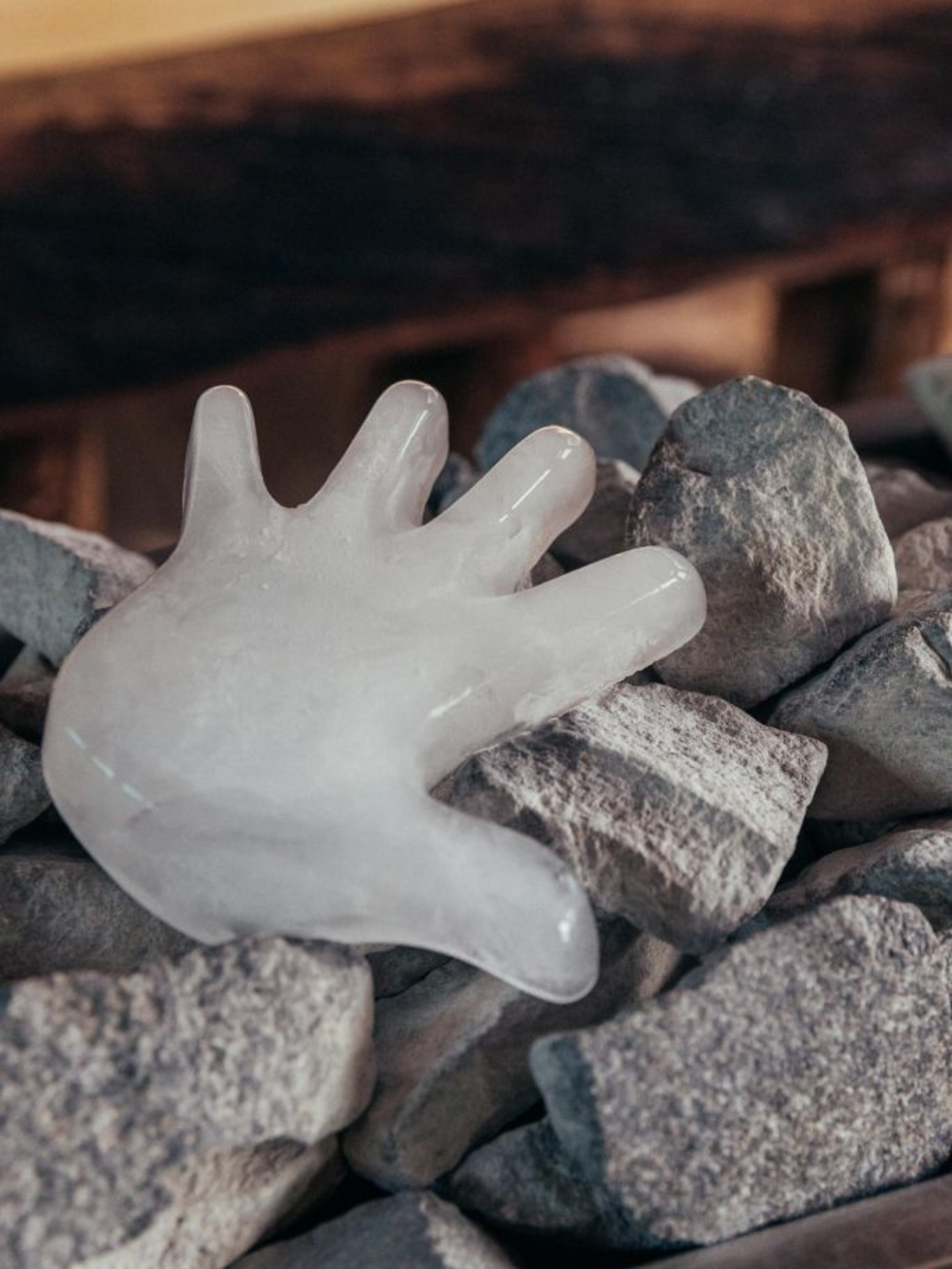 An ice hand for the infusion in the Dachstein Glacier Sauna at the Loipersdorf thermal spa resort.