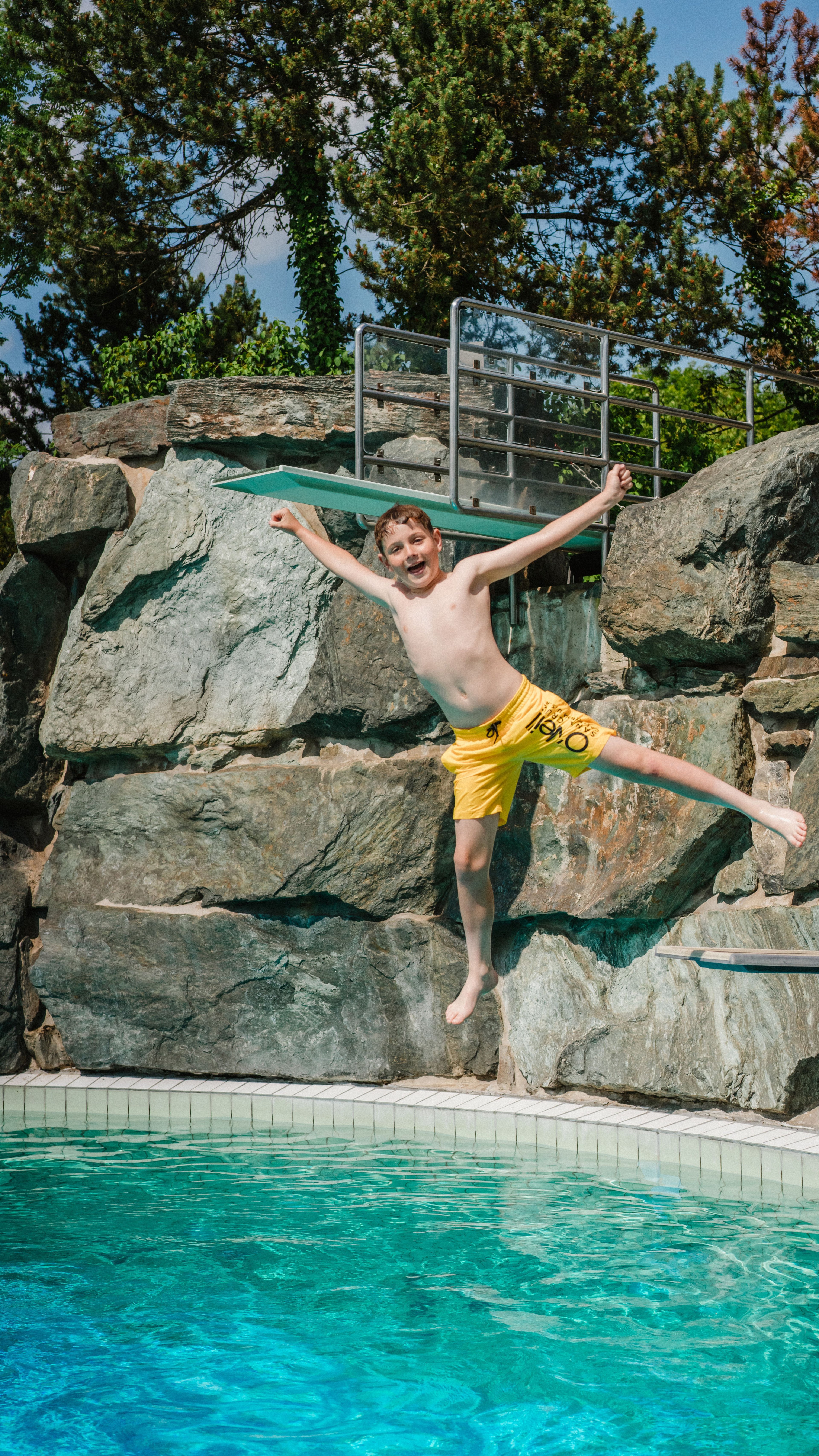 Child on the diving tower