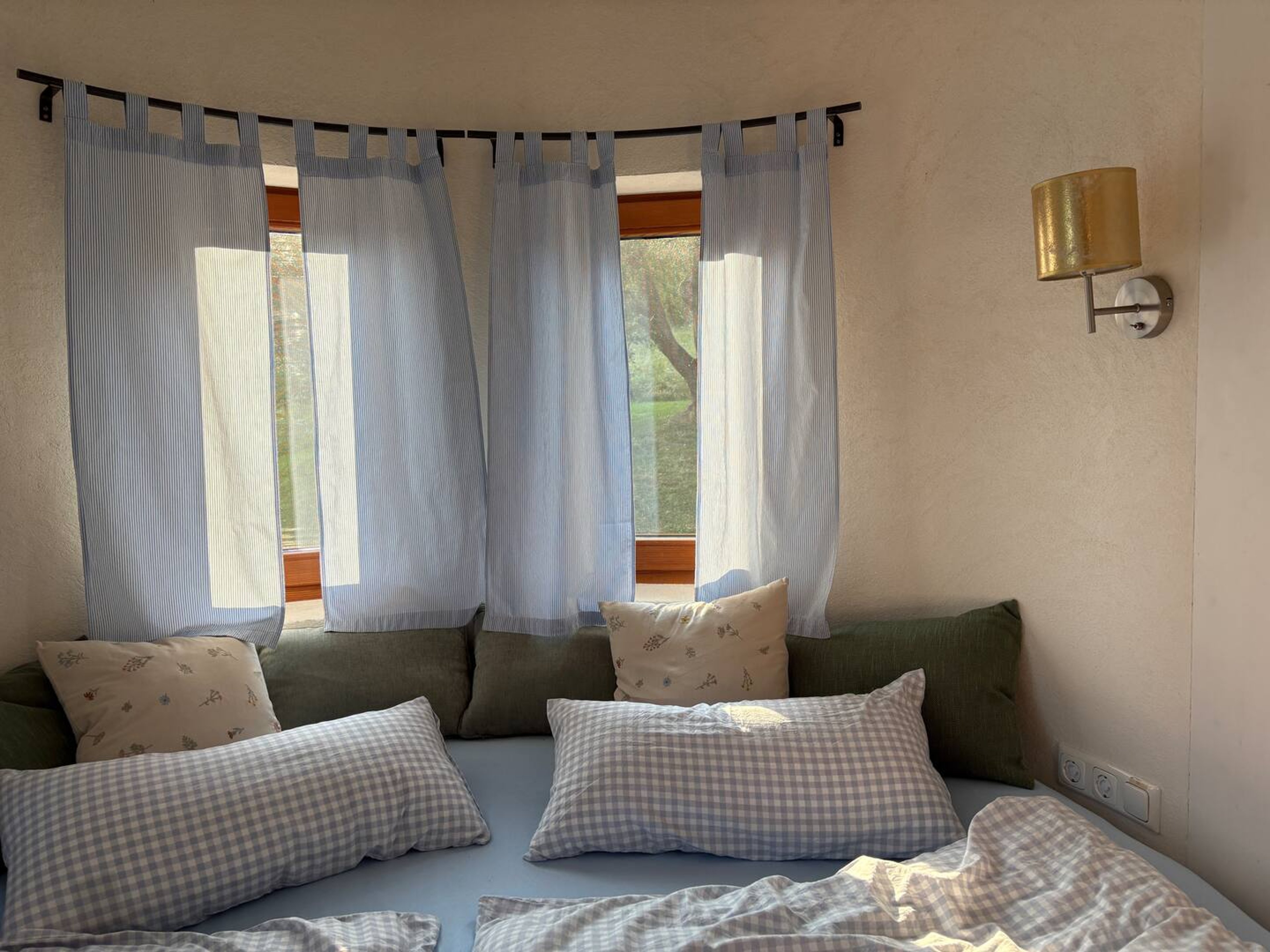 Bett im Tiny House WOHNWAGON MIA