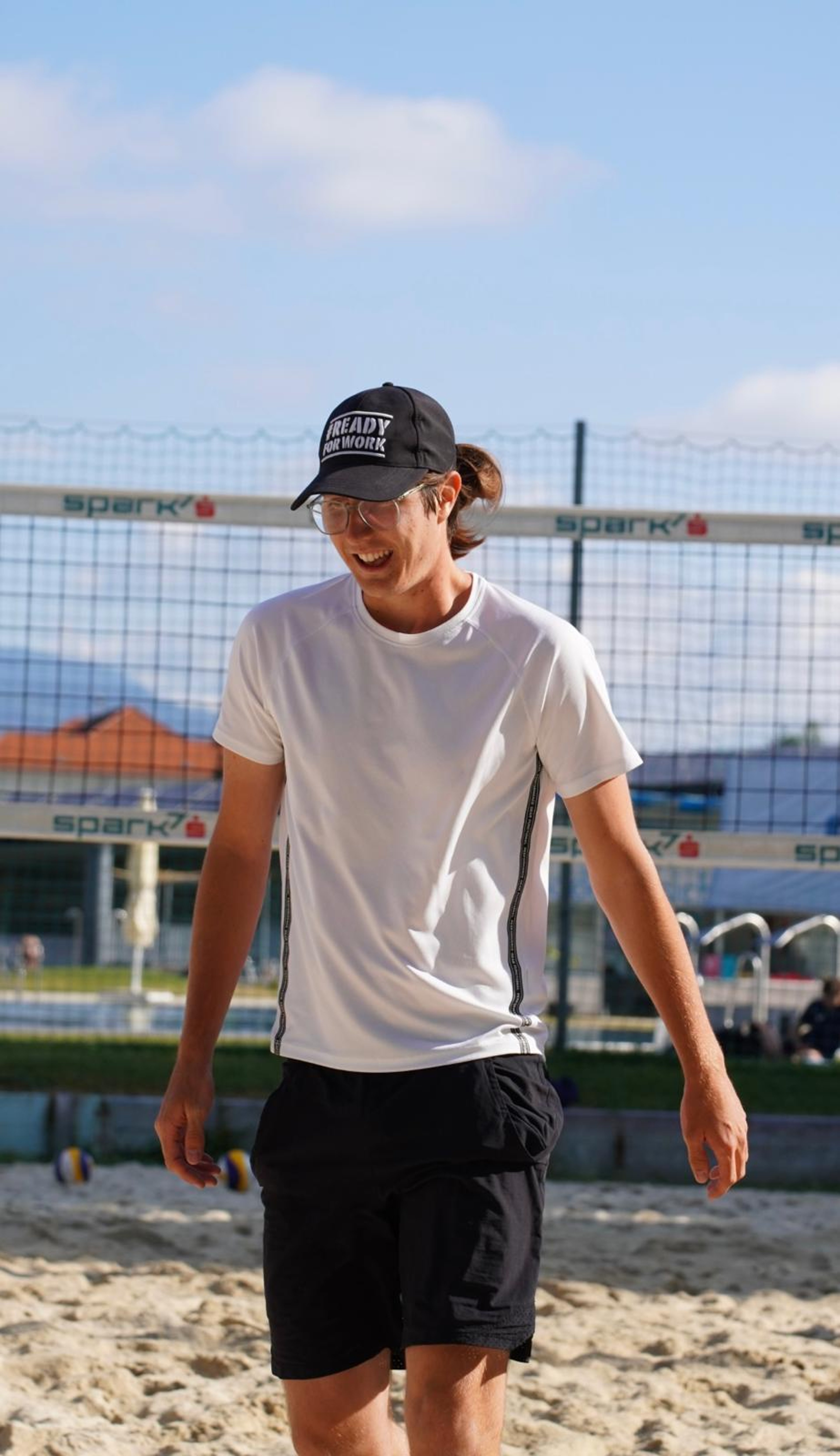 Moritz Siegel at the beach volleyball court