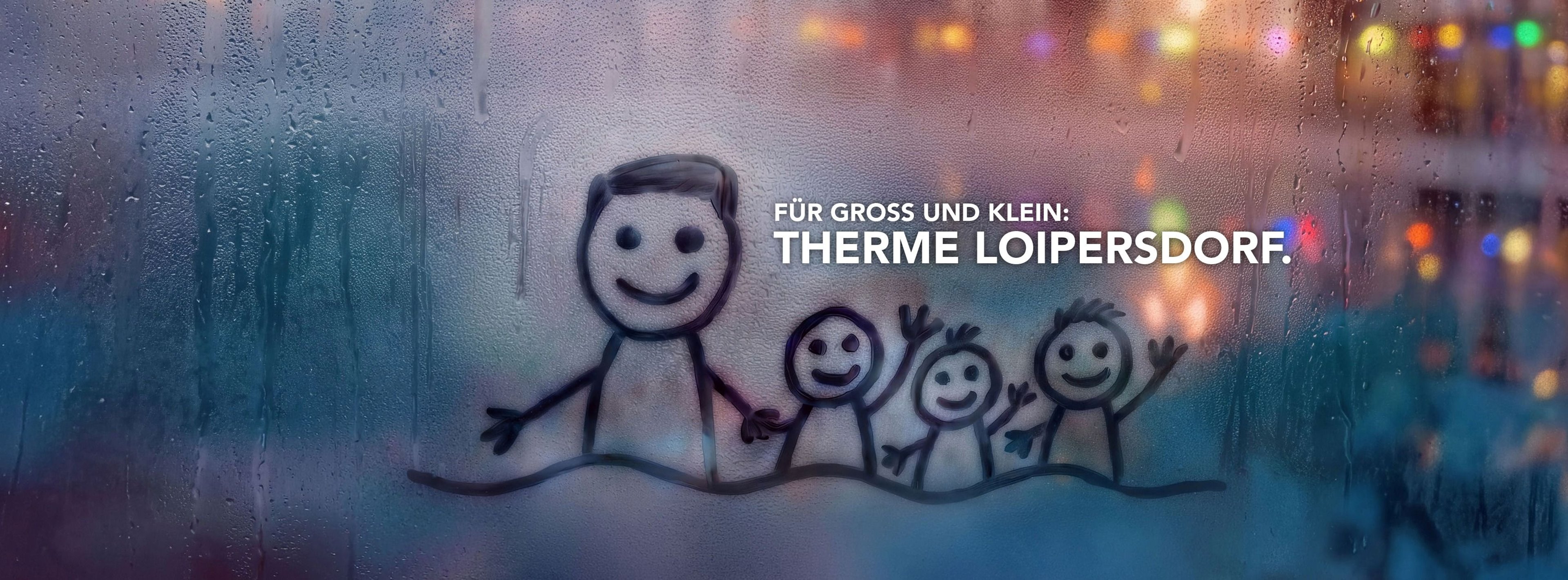 Auf einer beschlagenen Fensterscheibe ist eine schwarz-weiße Strichzeichnung von vier lächelnden Figuren zu sehen, die sich an den Händen halten.