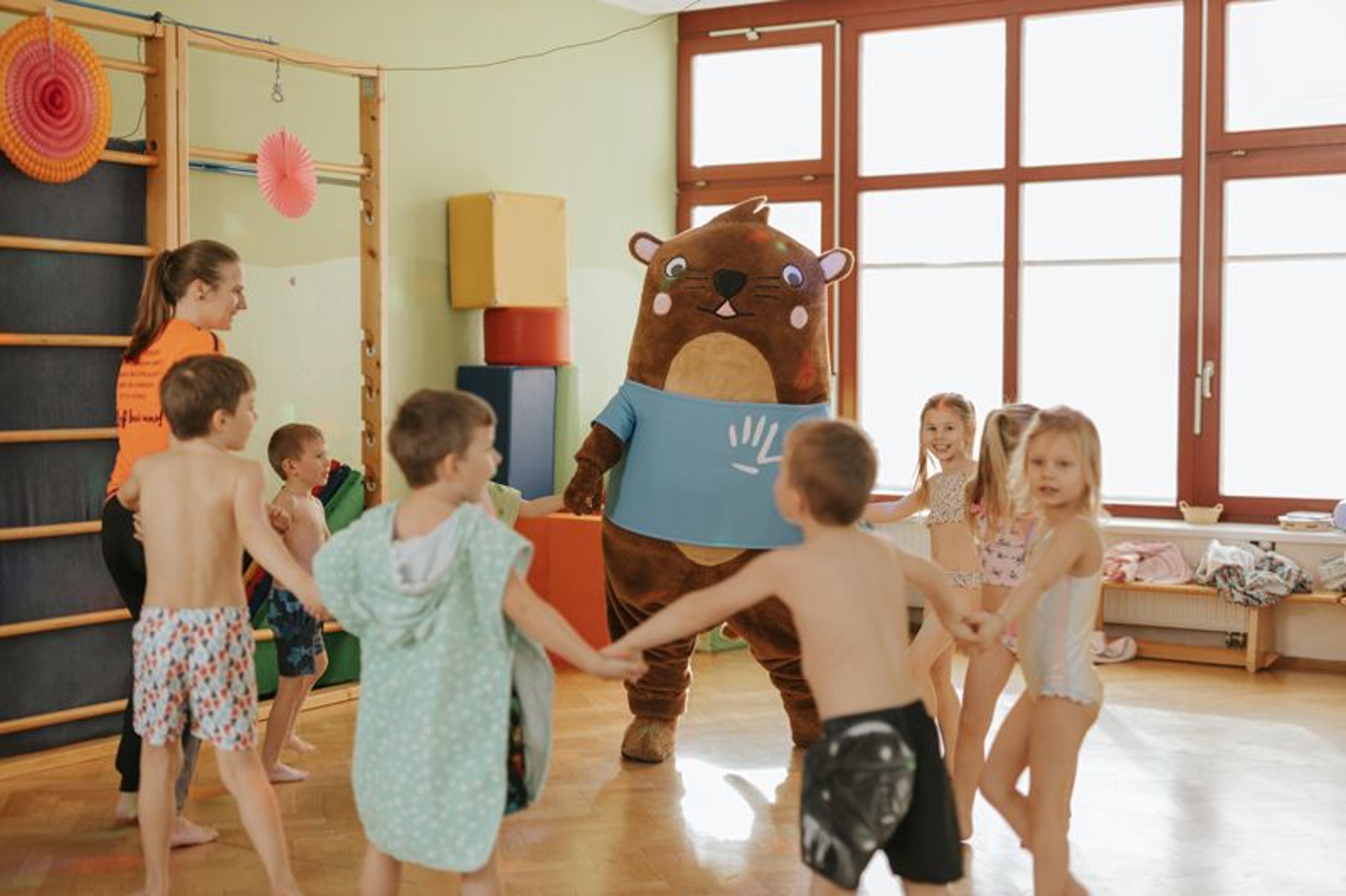 Kinder tanzen mit Otto