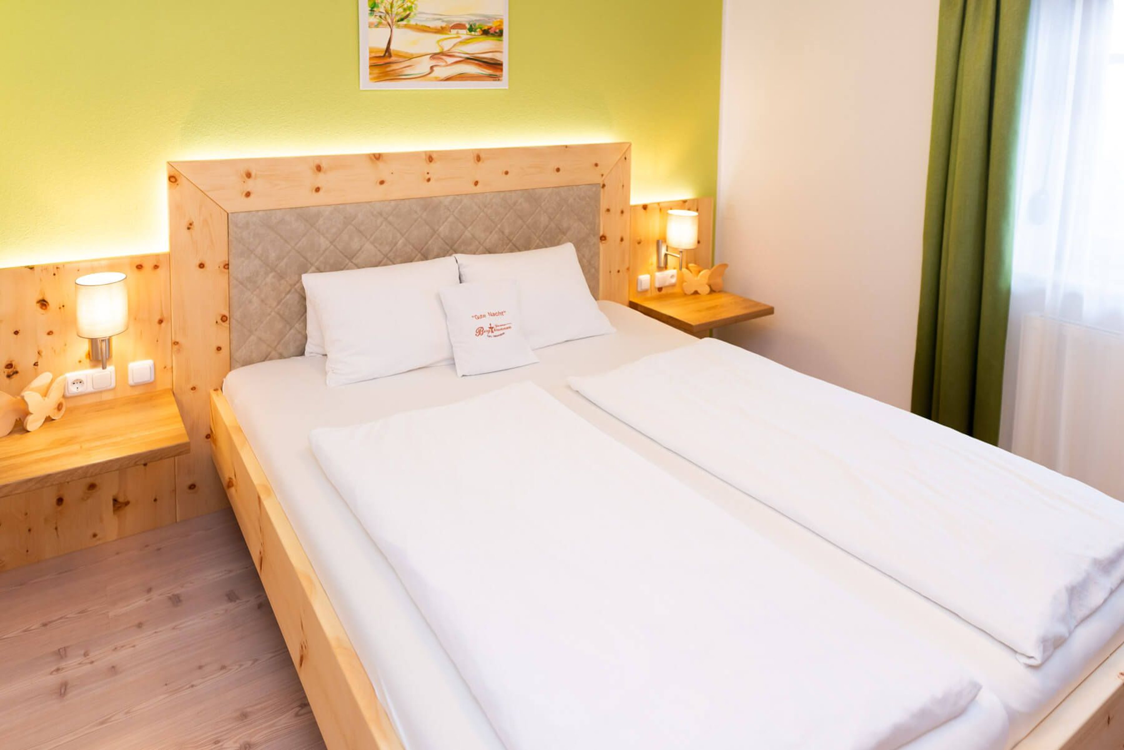 Das Doppelzimmer im Gästhaus Bergbrunnen.