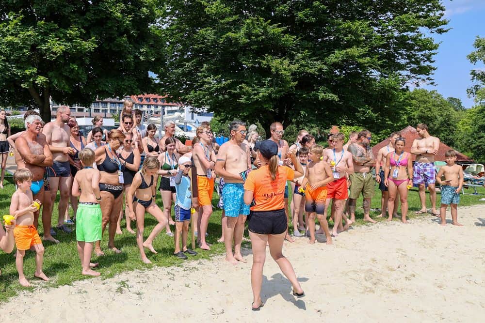 Animator announces the winner of the race