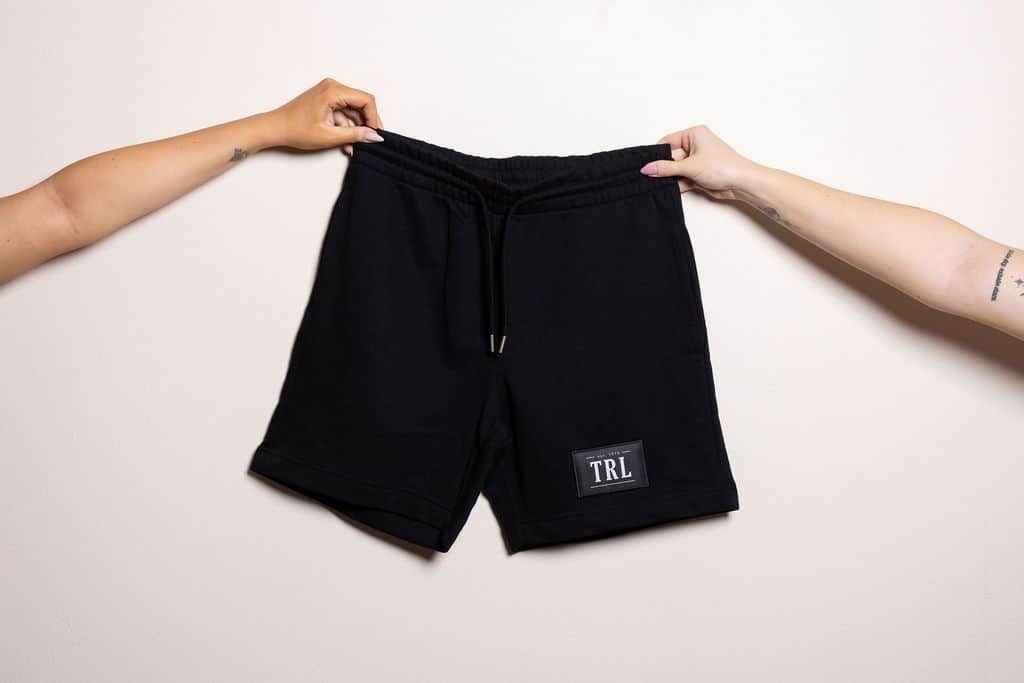 Black shorts with the discreet Thermenresort Loipersdorf logo on the left leg.