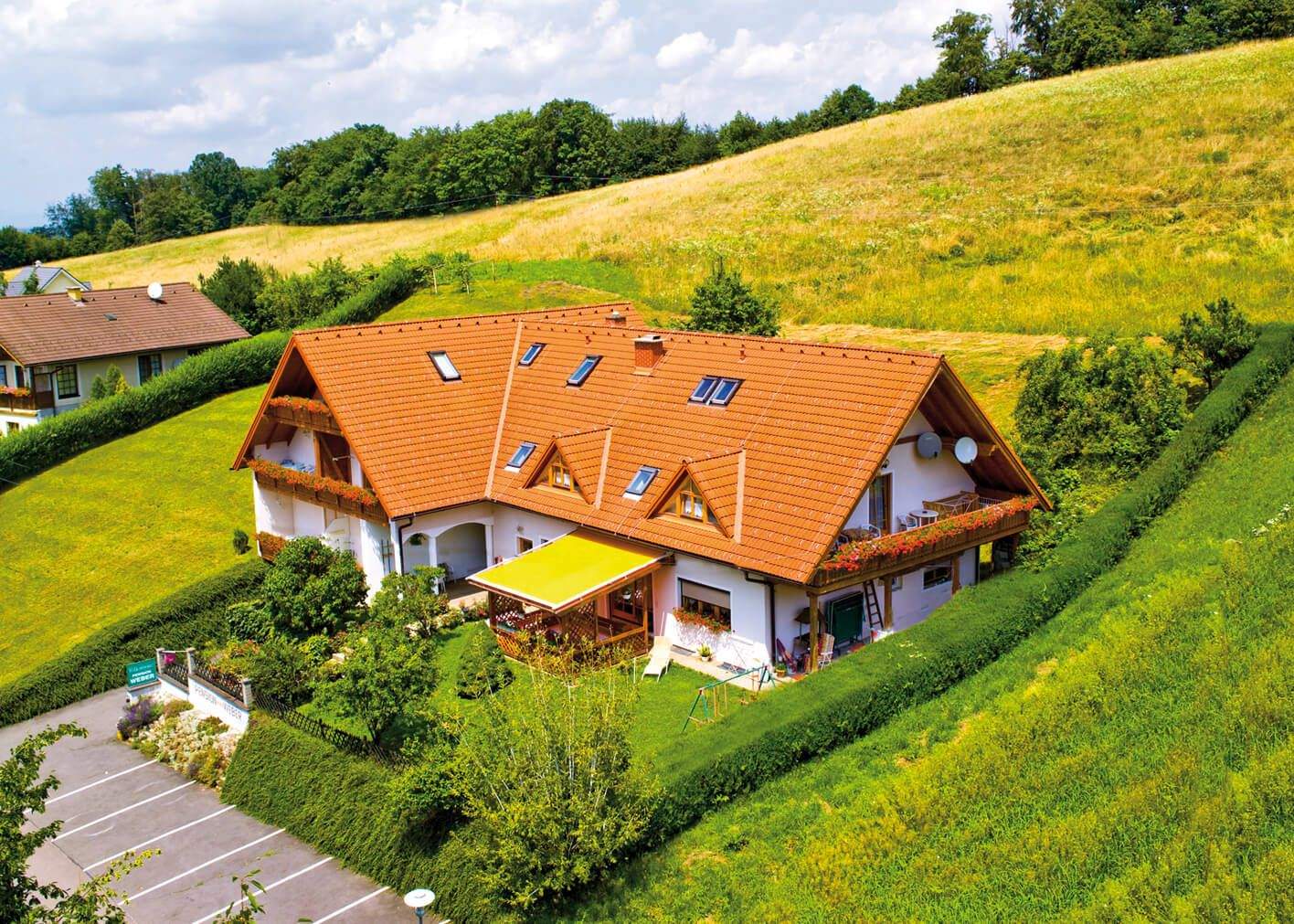 Das Gästehaus Weber von außen.