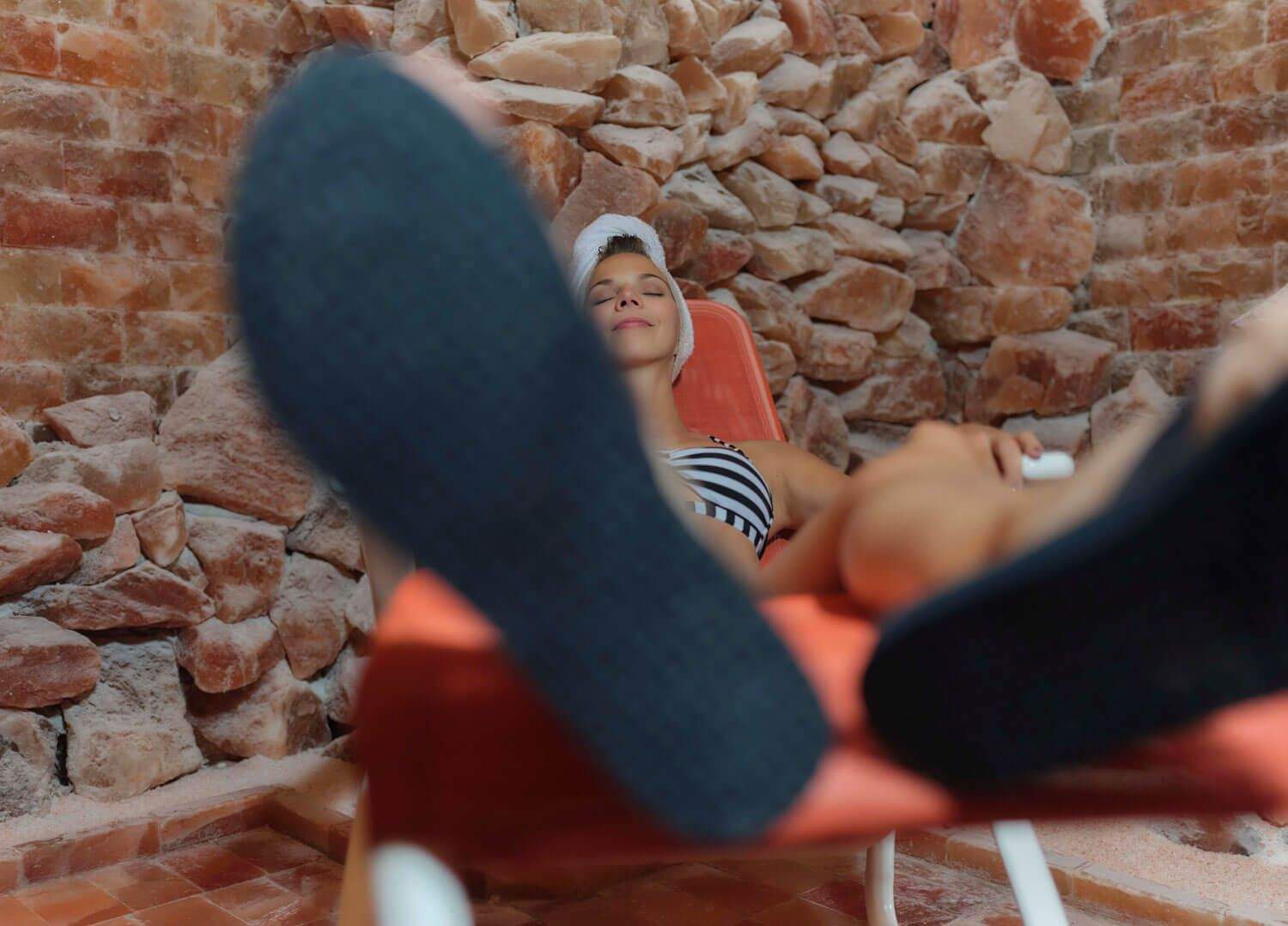 Die Salzgrotte im Thermenbad hat eine einzigartige gesundheitsfördernde Wirkung.