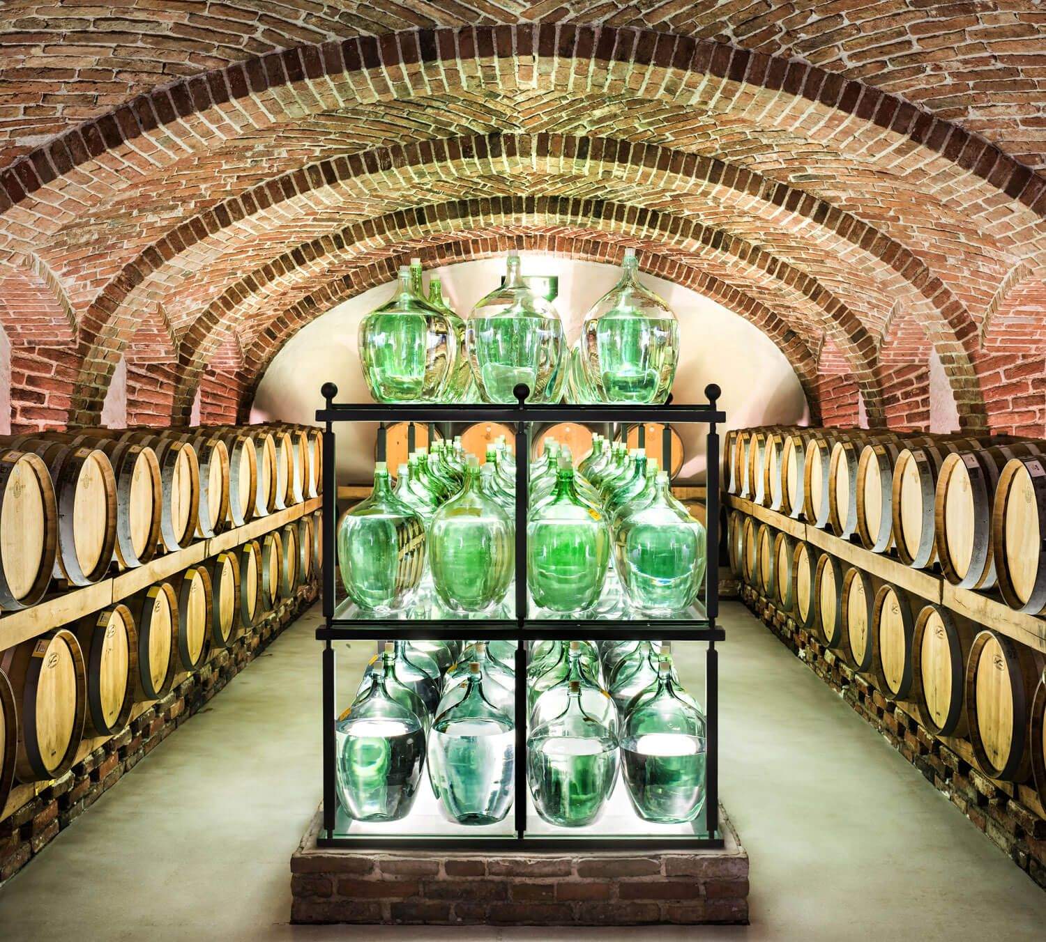 Der Keller der Manufaktur Gölles.