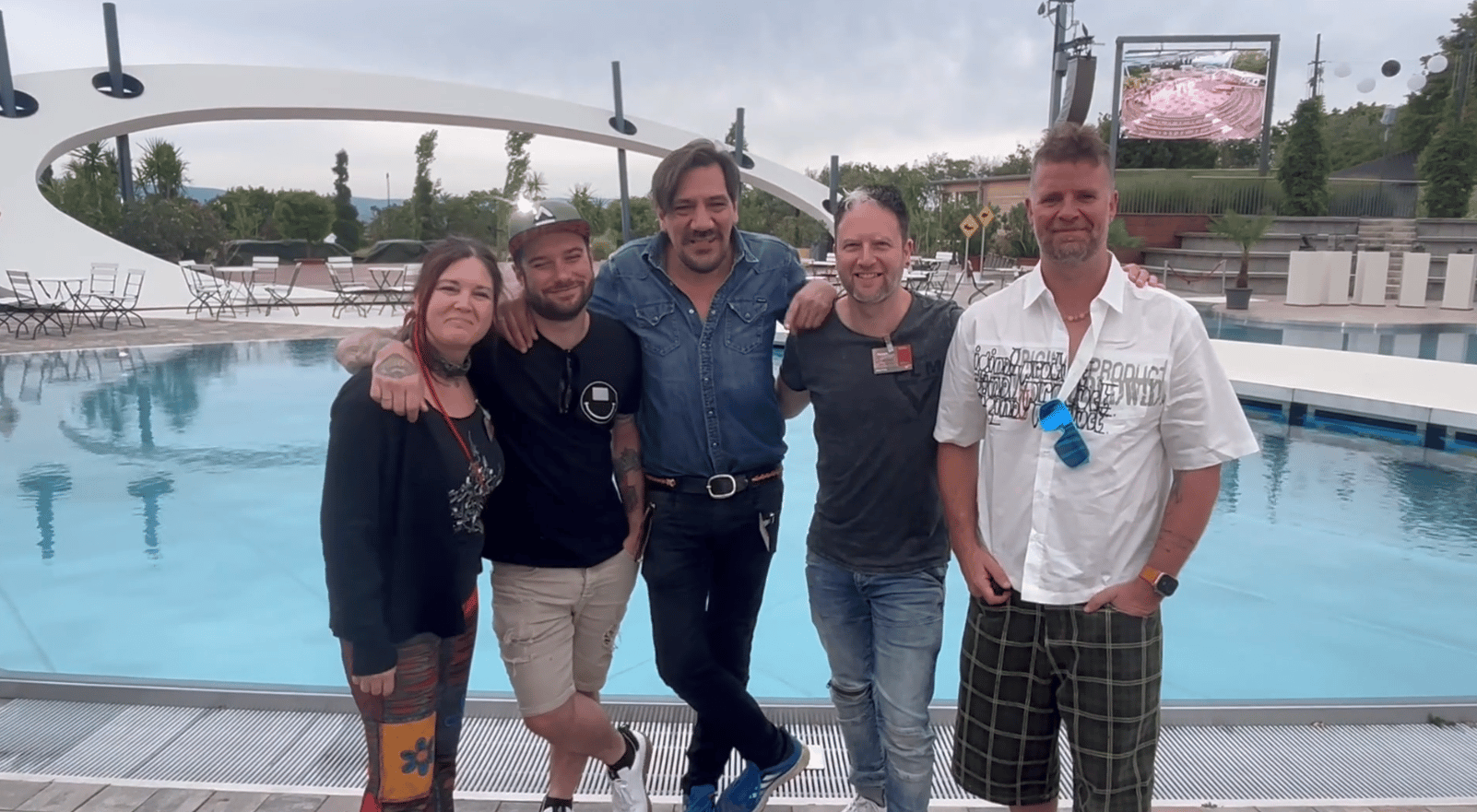 Greetings Alle Achtung