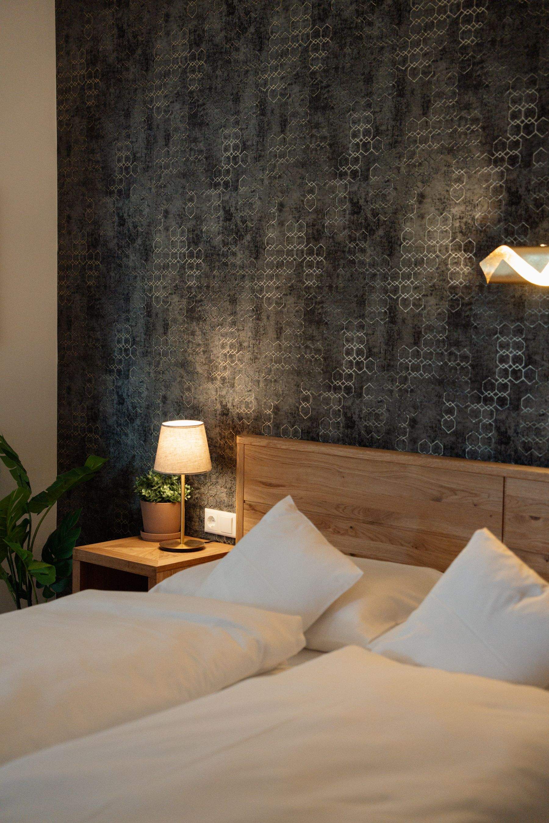 Schlafzimmer der Traumzeit-Lodges in Bad Loipersdorf.