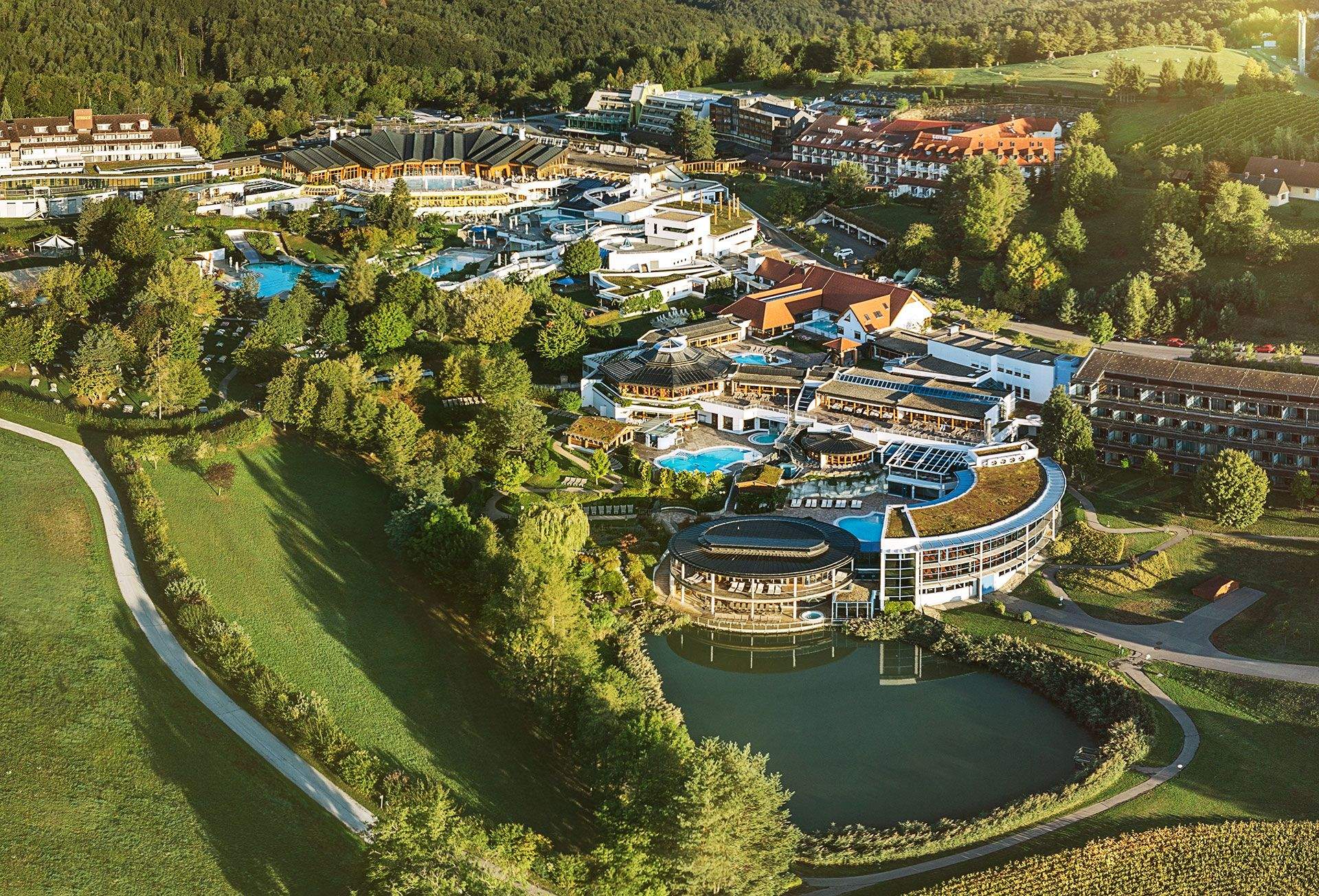 Luftbildaufnahme vom gesamten Resort