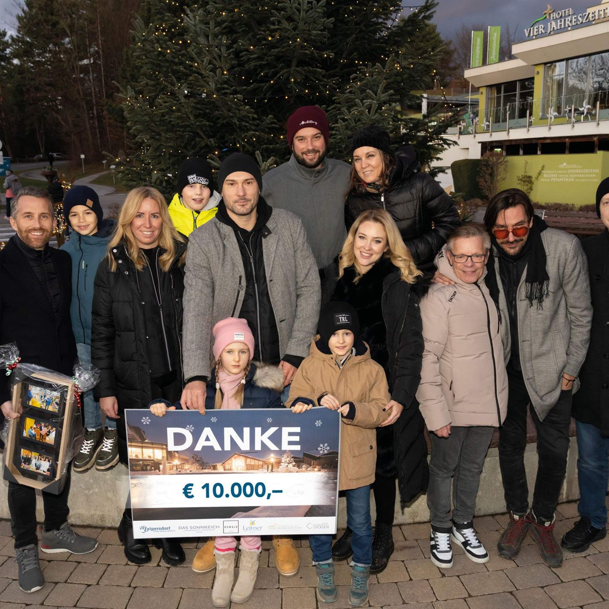Fundraising campaign for Graz Children's Hospital and Licht ins Dunkel