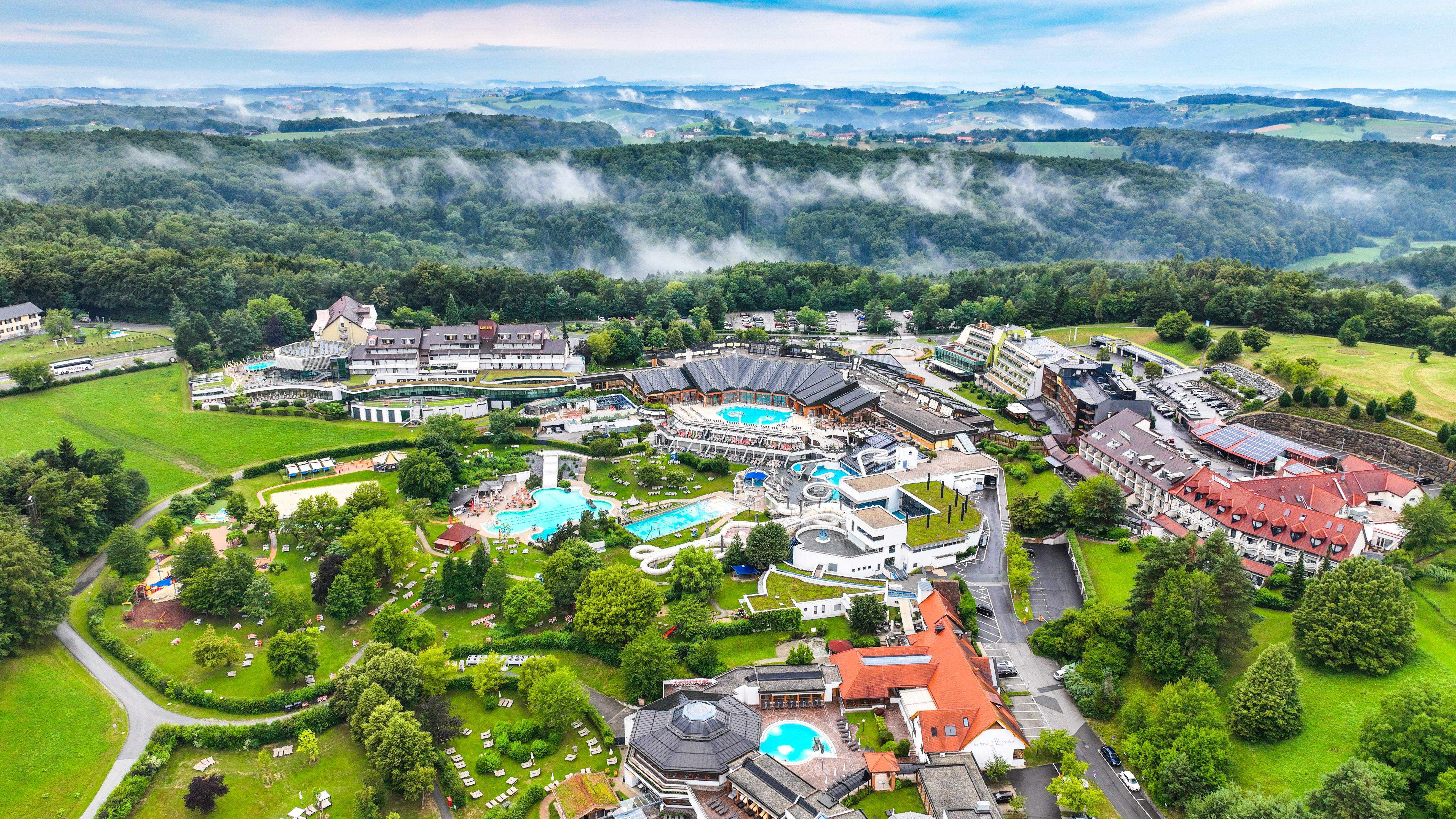 Drohnenaufnahme Region Sommer