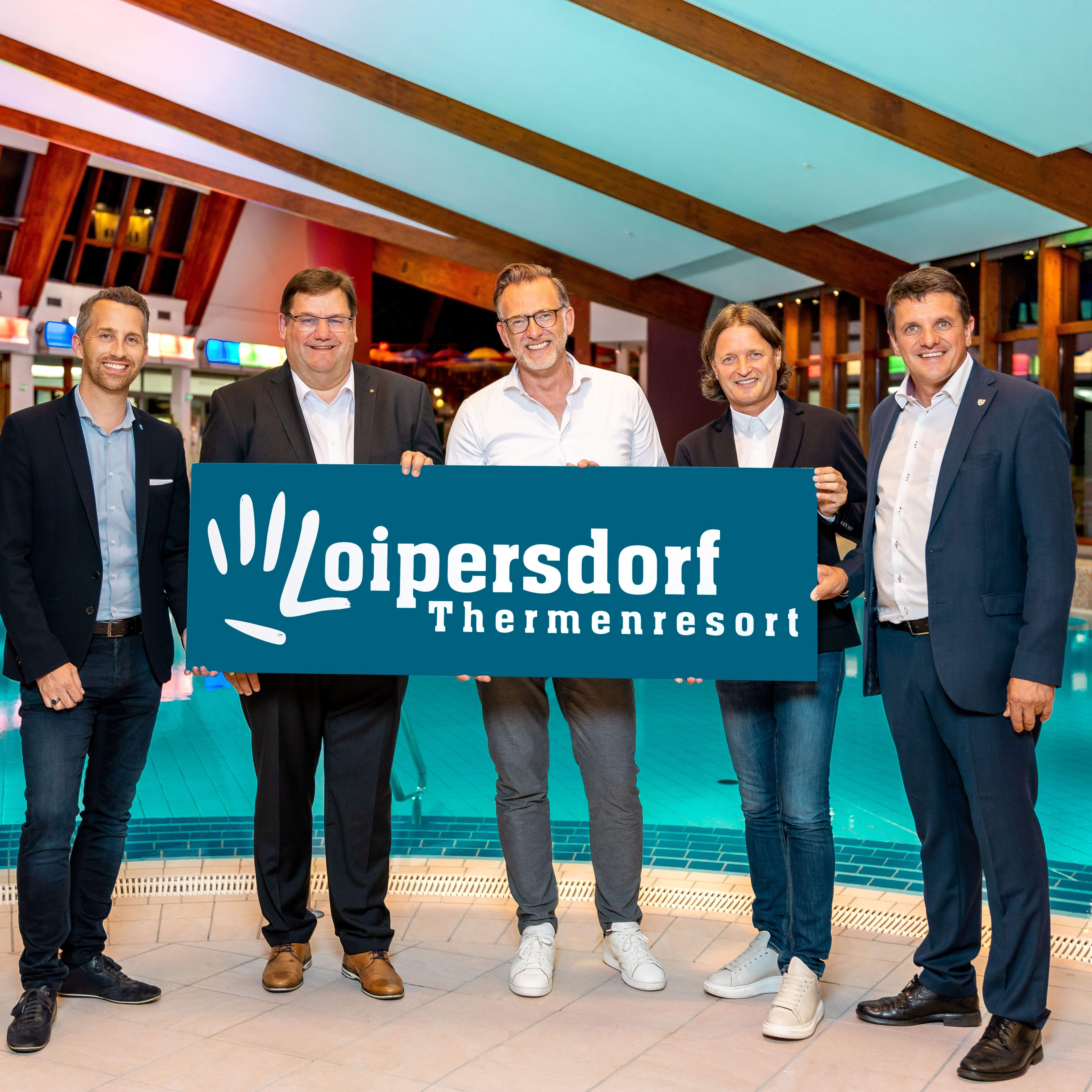Picture description (from left to right): Philip Borckenstein-Quirini (Managing Director Thermenresort Loipersdorf), Jörg Siegel (Managing Director SHR Thermen & Hotel Beteiligung GmbH), Ingo Hofmann (Chairman of the Board Merkur Versicherung AG), Günther Lederhaas (Managing Director Granit Holding GmbH) and Franz Jost (Chairman of the Advisory Board Thermenbeirat Loipersdorf).