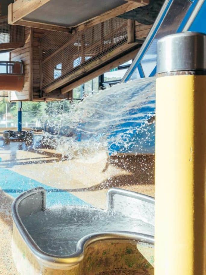 Ein großer Wassersprenkler in der Kinderwelt des Thermenresorts Loipersdorf.