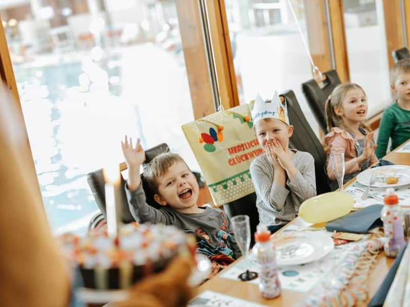 Otto besucht persönlich das Geburtstagskind
